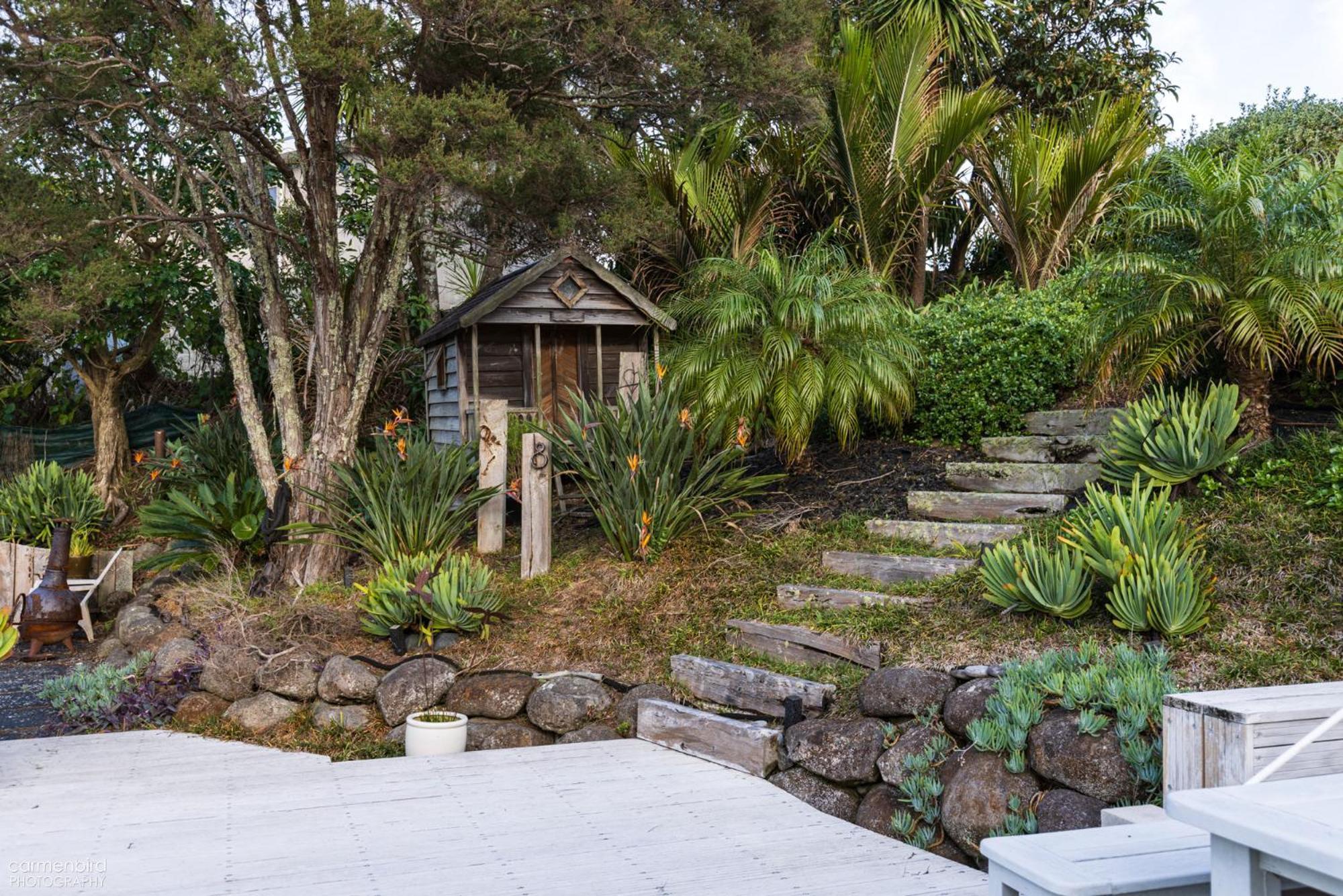 Funky Beach House With Sea And Country Views Orewa Eksteriør billede